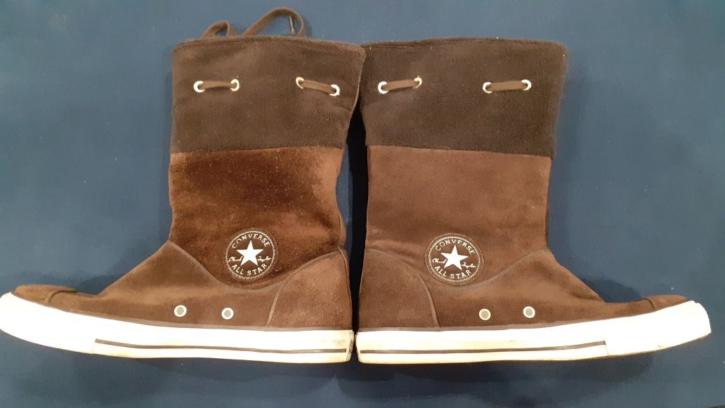 Buty zimowe Converse.