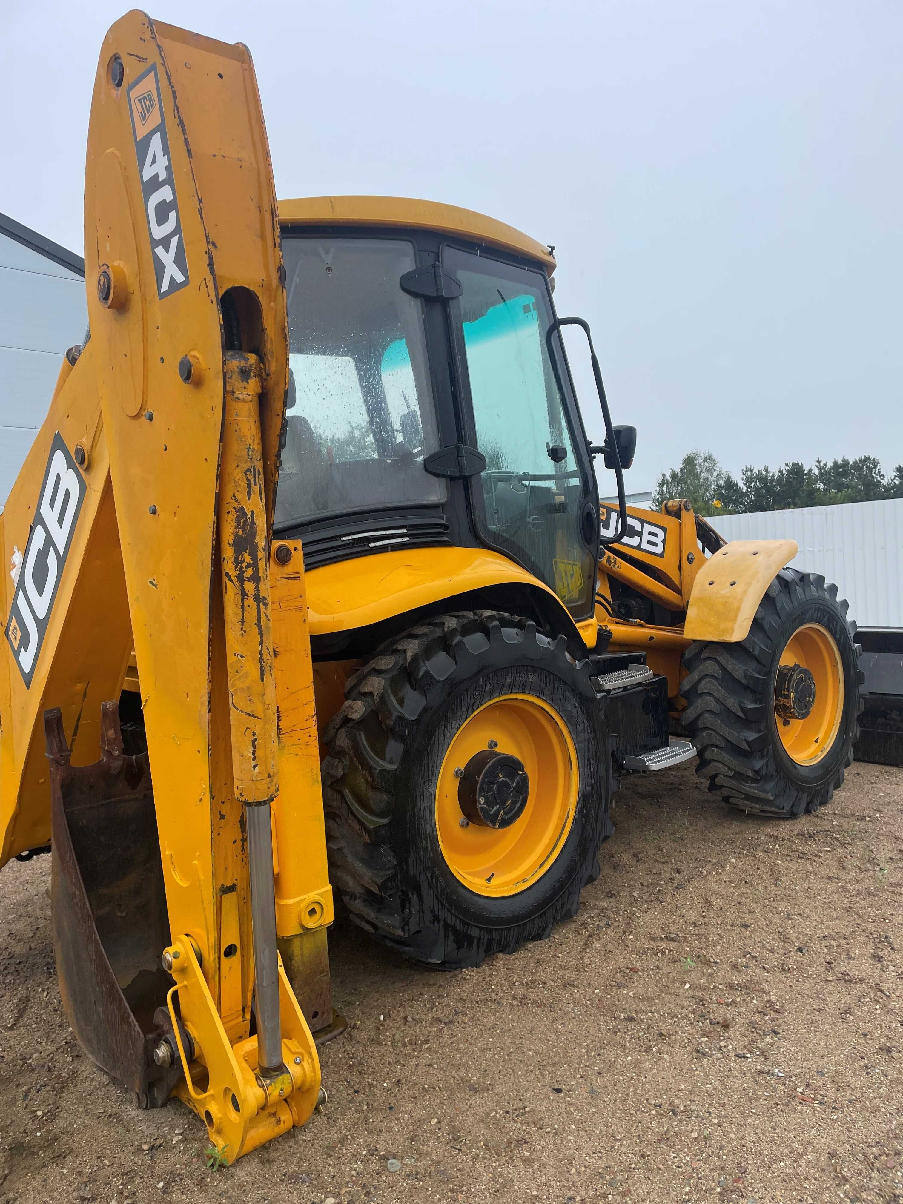 JCB 4CX Koparko Ładowarka