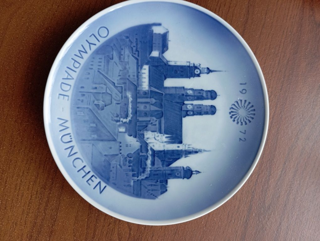 Talerze z porcelany  ścienne