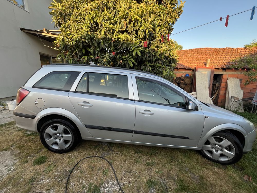 Opel Astra H 2006, so pegar e andar