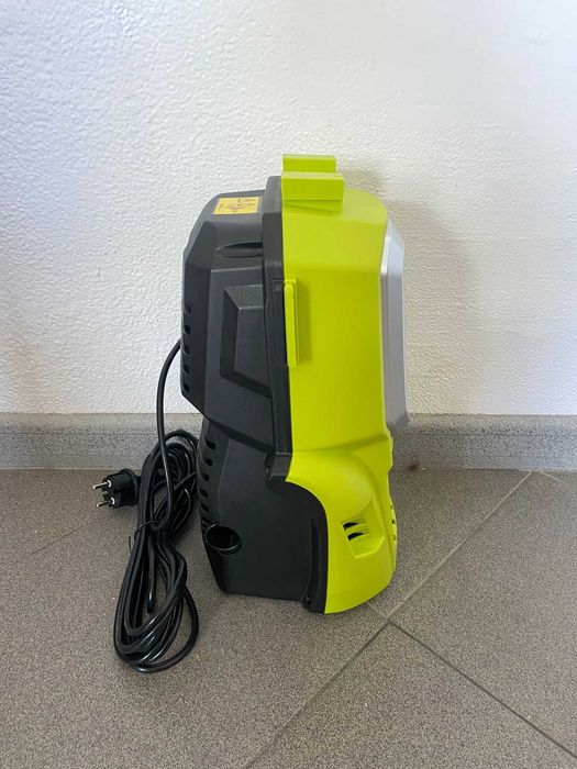 Samossąca Myjka Ciśnieniowa 250 BAR Mocna Pompa 2500W Płyn Szczotka