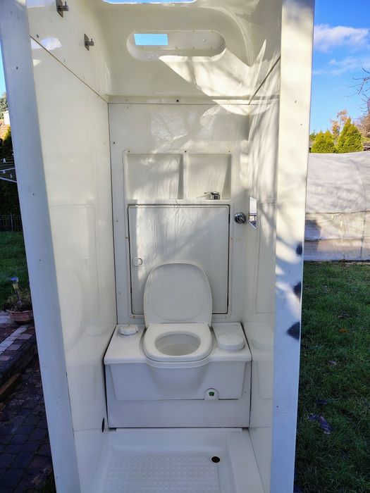 Łazienka , z toaletą do kampera