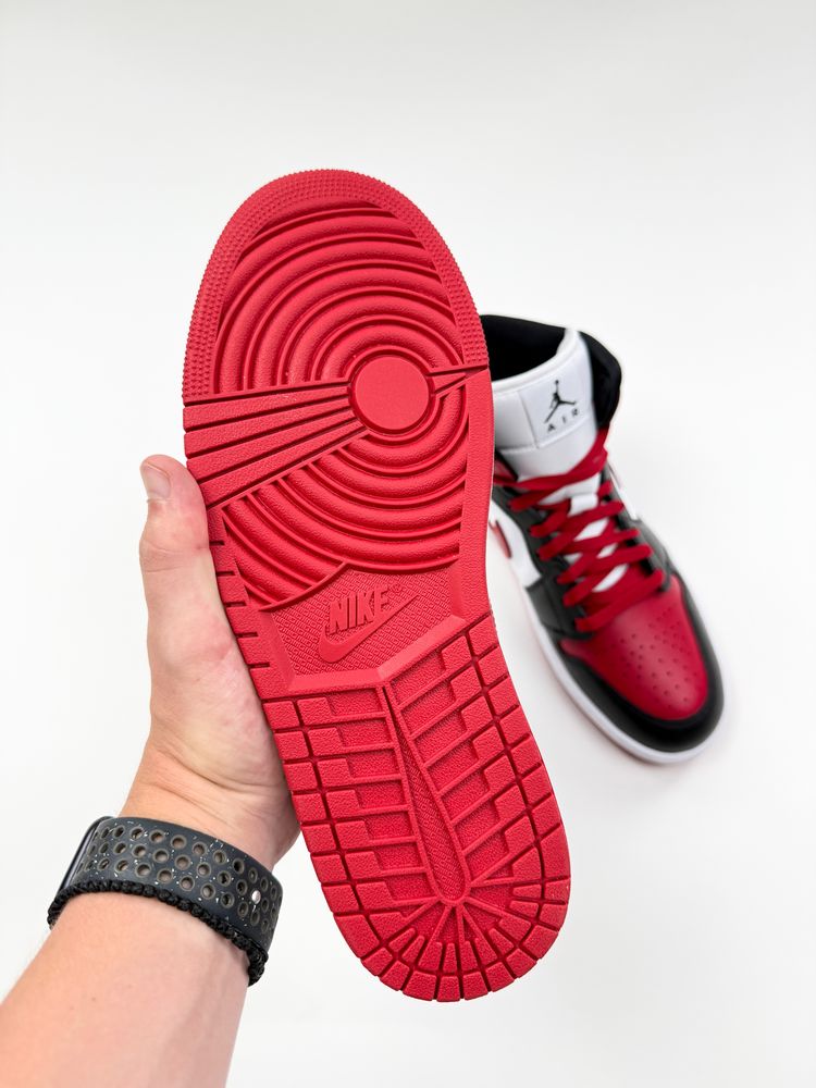 Оригінал! Чоловічі Кросівки Air Jordan 1 Mid Red-White (44) / Нові!