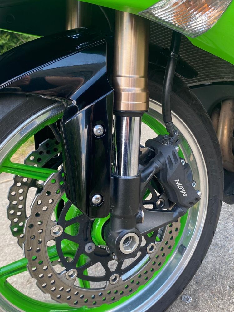 Kawasaki ZX-6R 2009 – Zadbany, Gotowy do Jazdy!