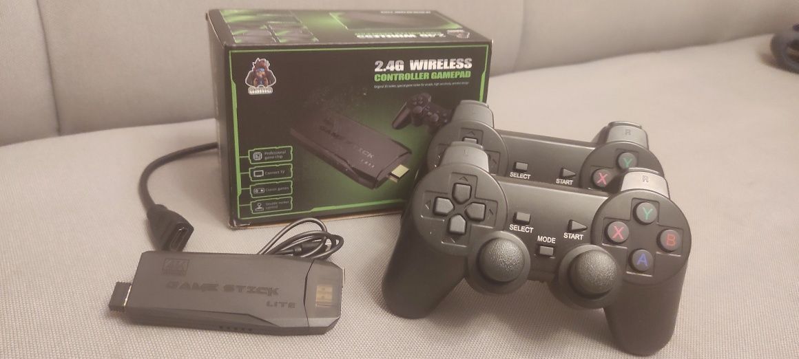 Ігрова приставка Game stick 4k 64 GB