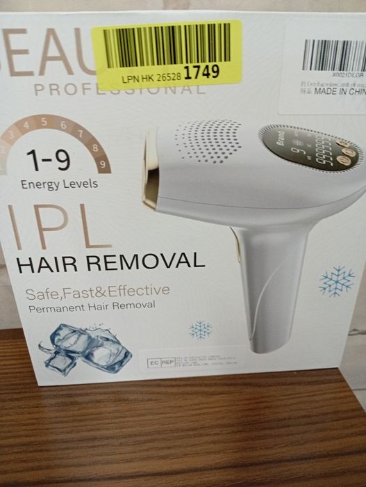 Depilator pulsacyjnego światła IPL z chłodzeniem