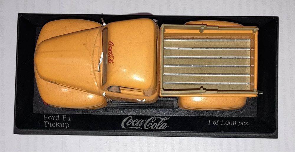 Модель Minichamps  Ford F1 Pickup Coca-Cola, 1:43