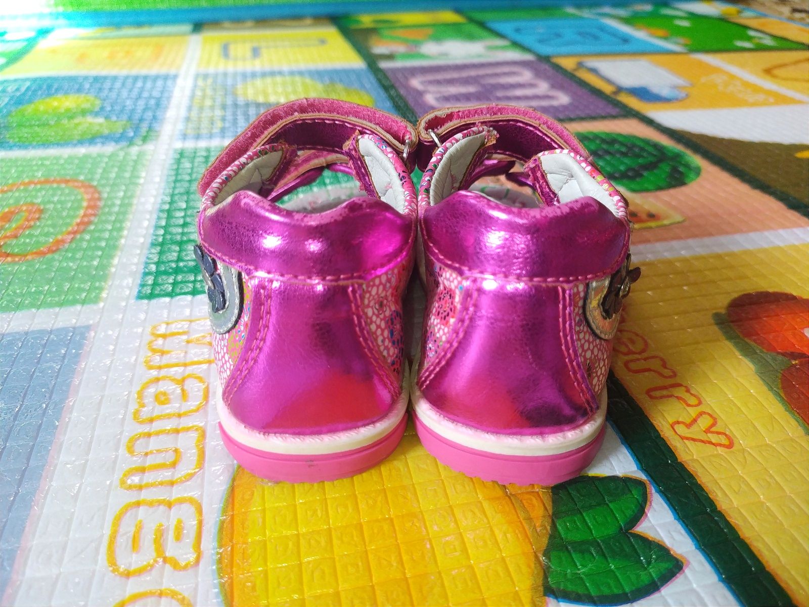 Босоніжки босоножки дитячі сандалі