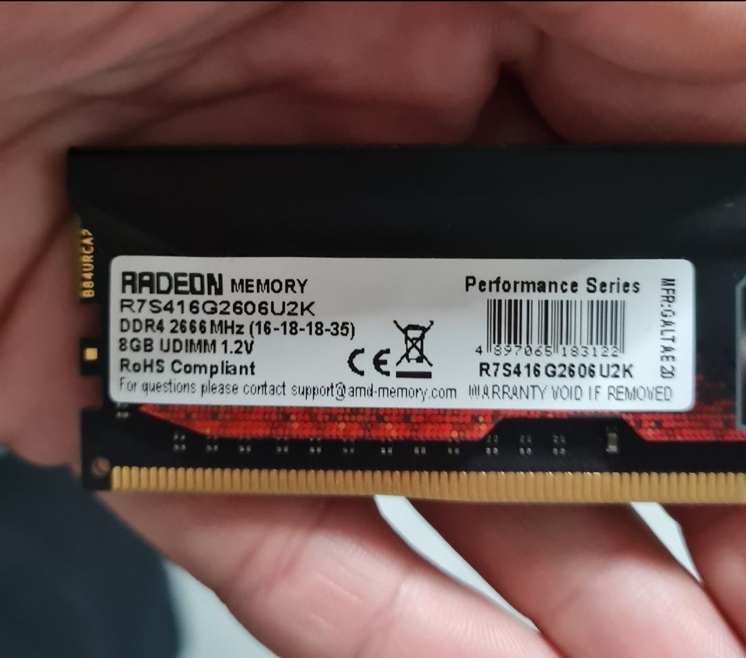 Оперативка AMD R7 Performance DDR4 2666MHz 16GB r7s416g2606u2k
