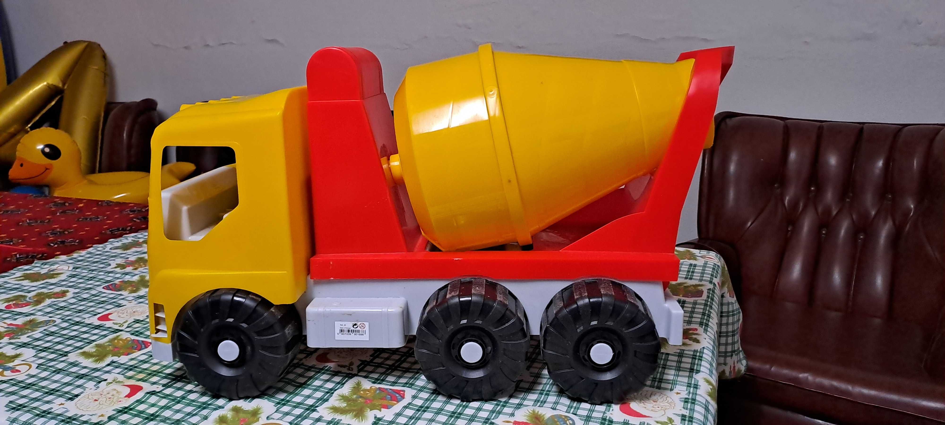 Camião betoneira brinquedos criança