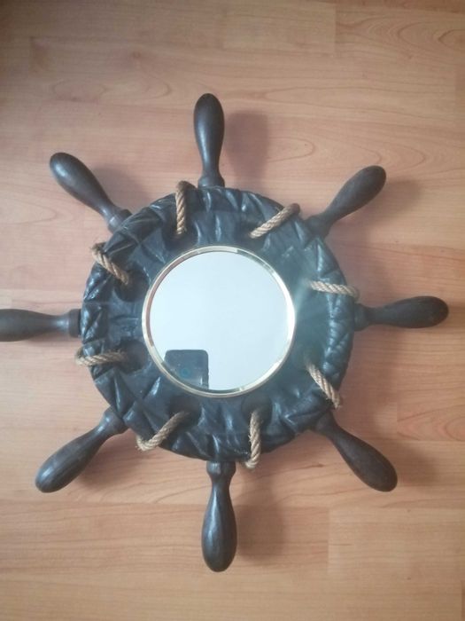 Ster z lustrem na ścianę