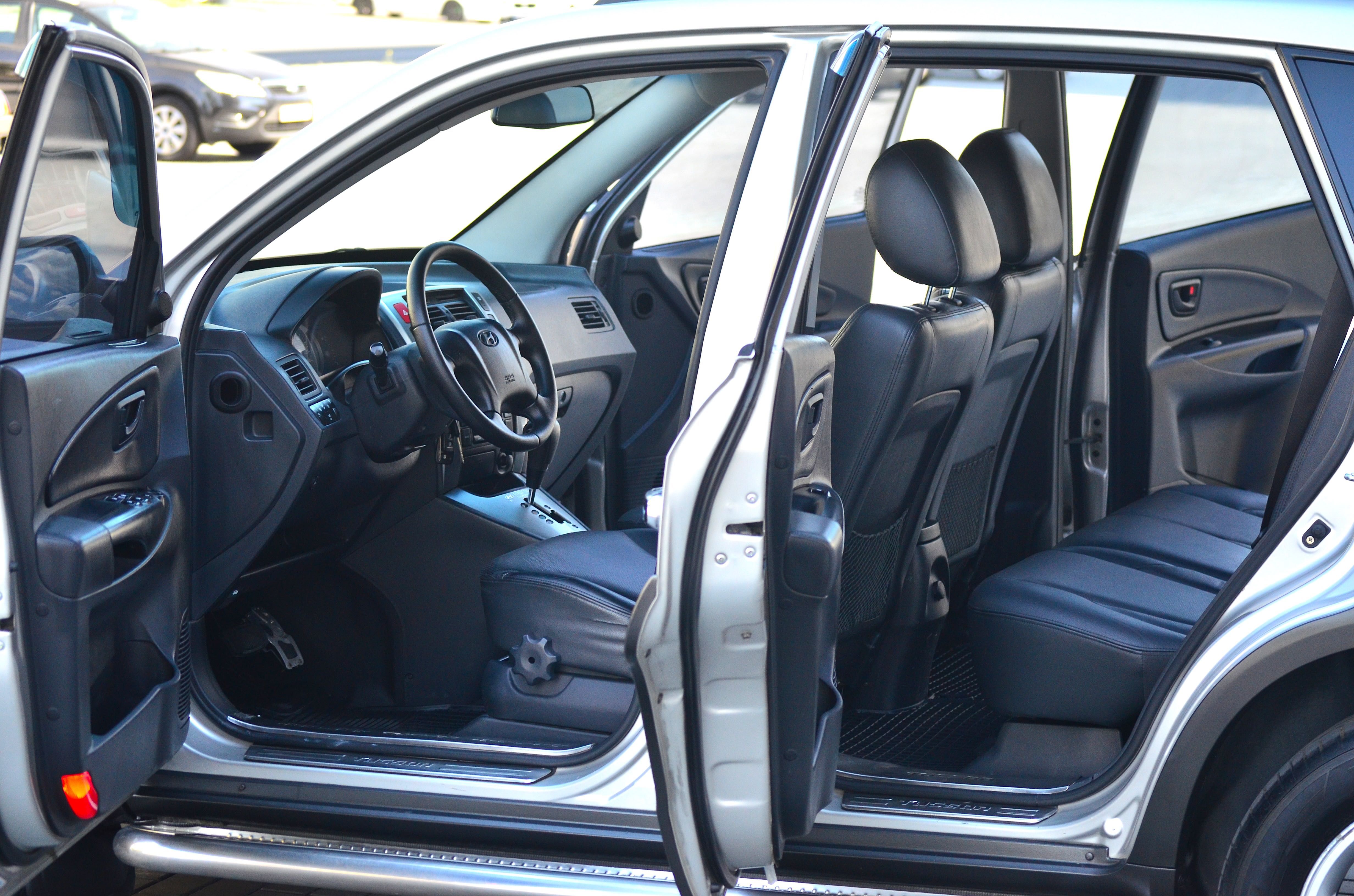Hyundai Tucson 2.0 AT 4WD