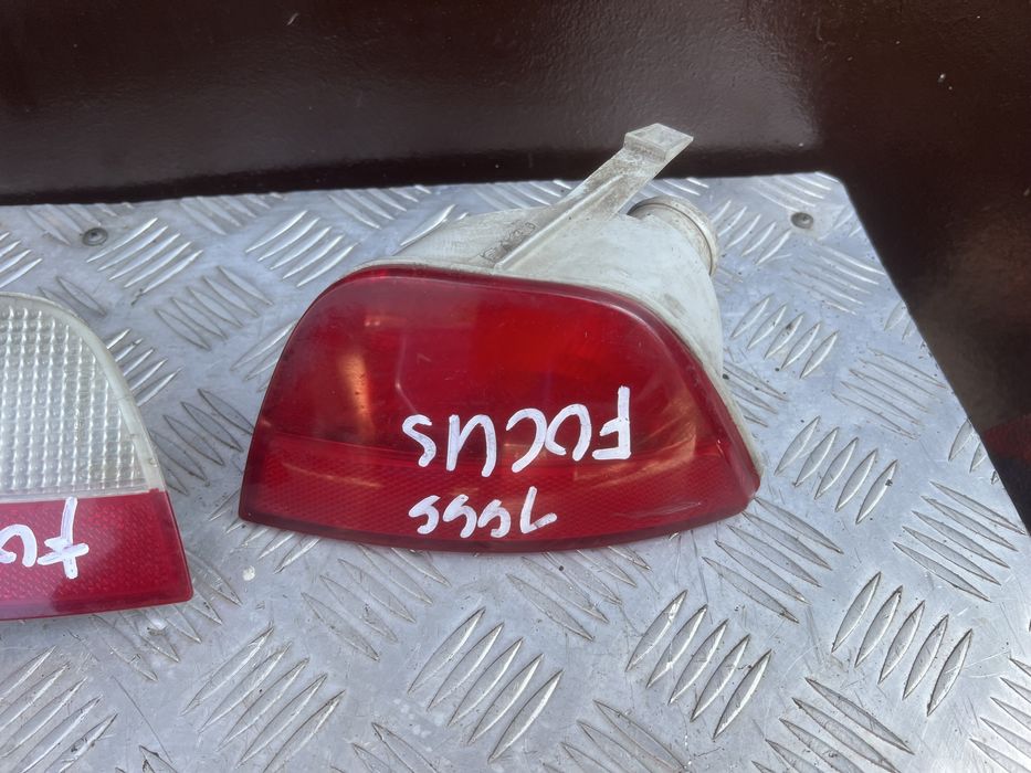 Фонарь в бампер фокус 98г хечбек focus ford