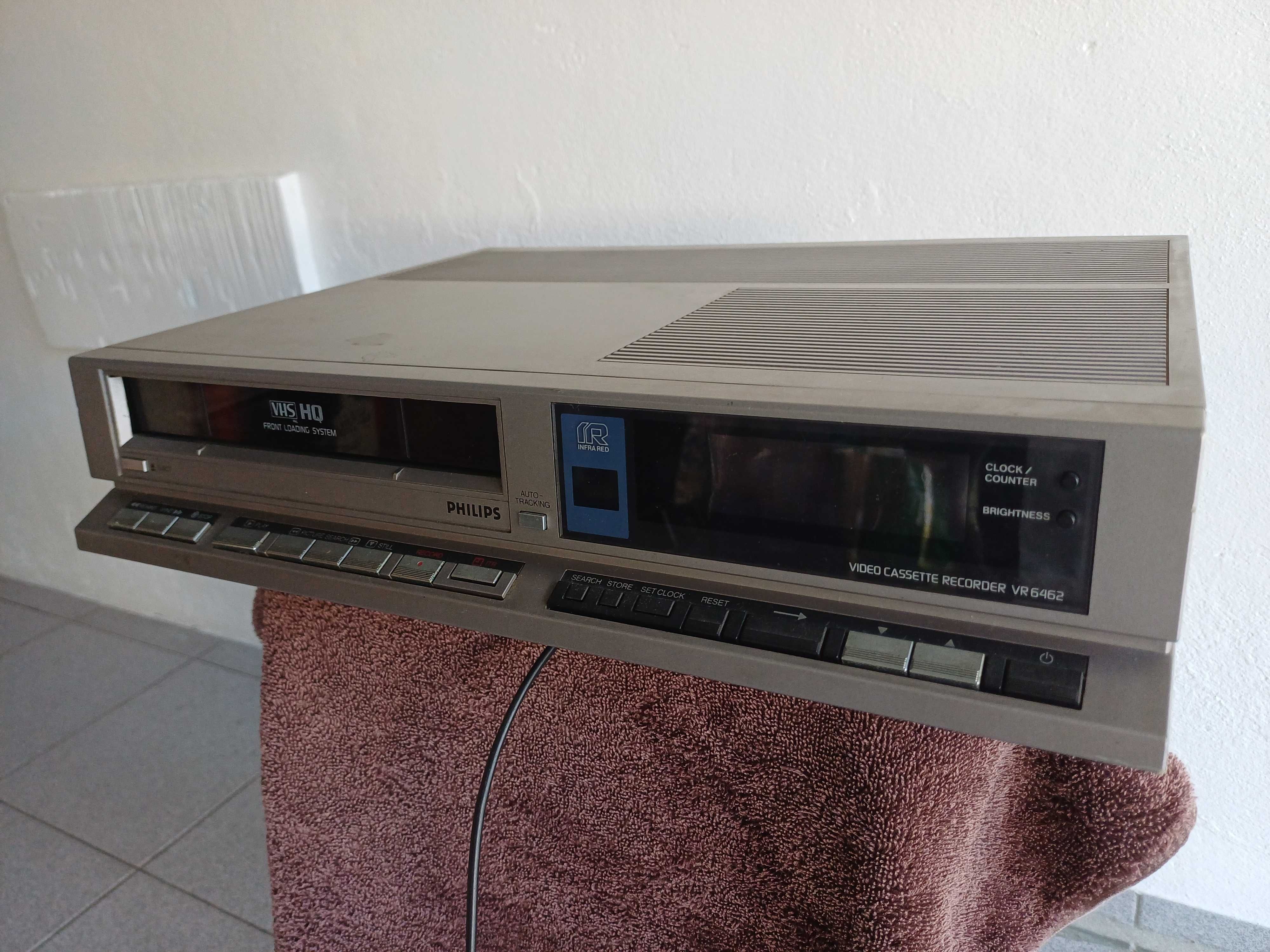 Leitor de cassetes VHS anos 80