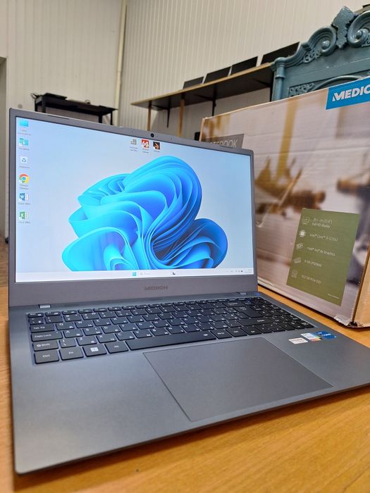 Medion Akoya E15413 i5-1235U 8/512Gb Iris Xe 2Gb Thunderbolt ( Новый )