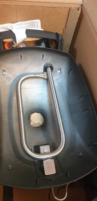 nowy grill gazowy Weber Q1000