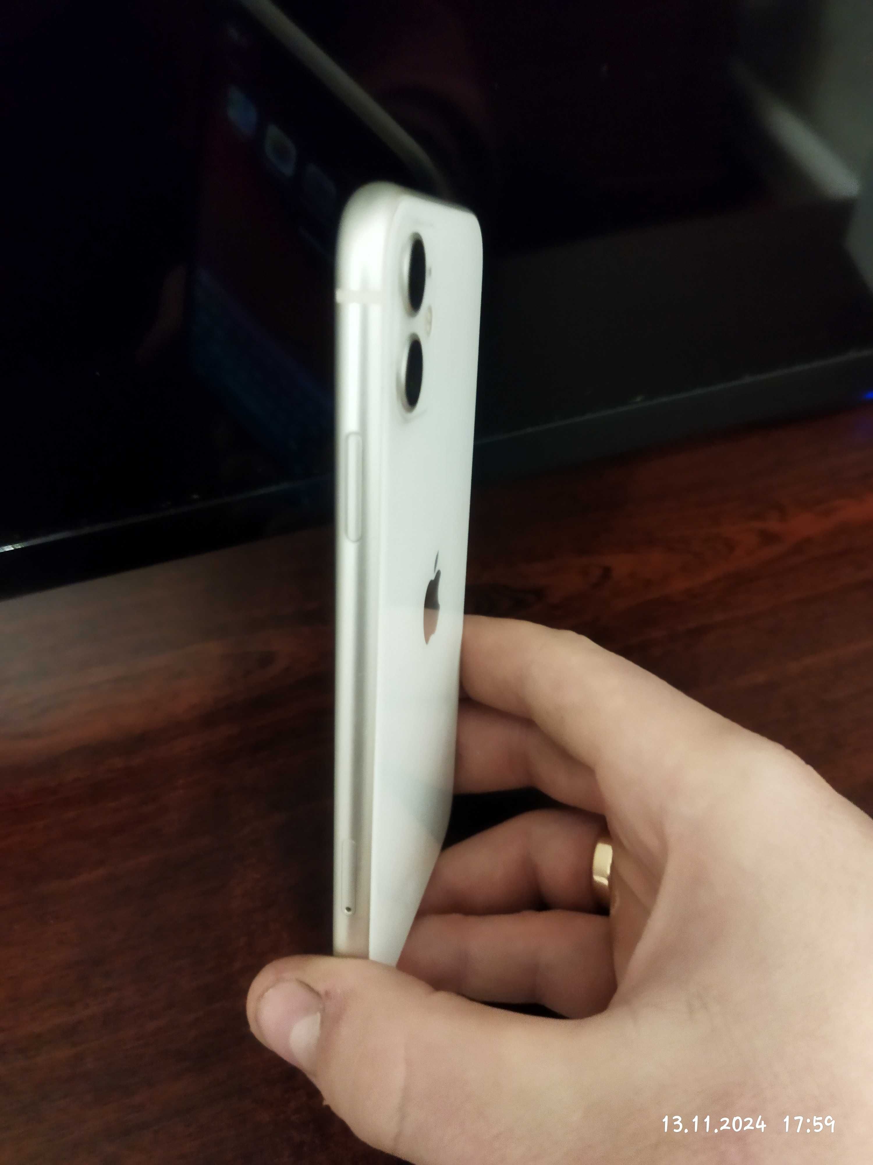 iPhone 11на 128 гб