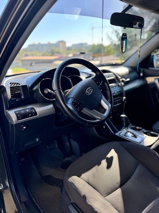 Продам власне авто KIA Sorento 2 , 2010 року