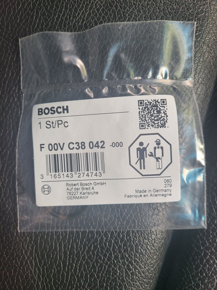 Кільце ущільнююче форсунки Bosch F00VC38042
F 00V C38 042