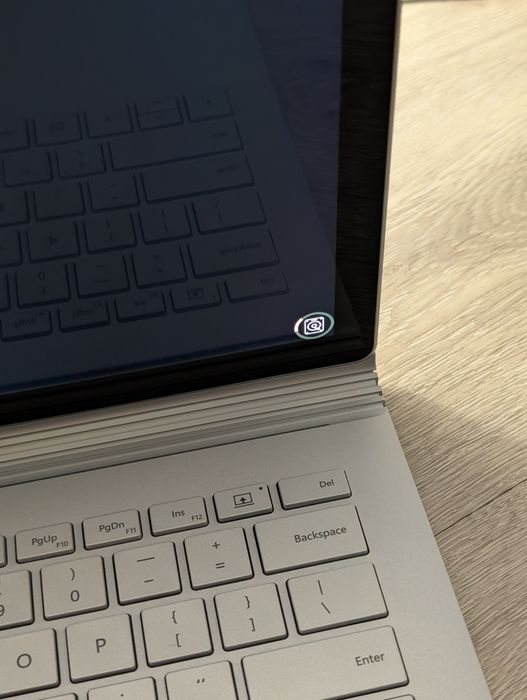 Microsoft Surface Book i5-6300u Nvidia GPU (дефект ссд)