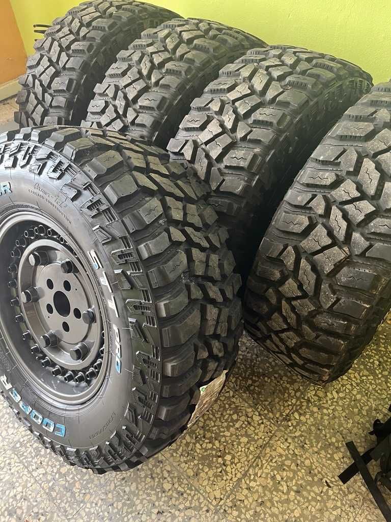 Material Jeep Wrangler JK - Jantes, Pneus, Abas e para-choques