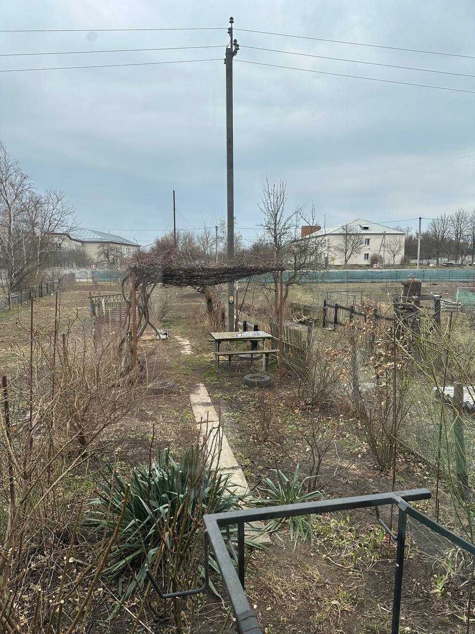 Продаж чотирикімнатної квартири в с.Киїнка з автономним опаленням!