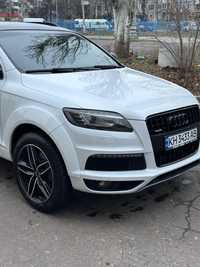 AUDI Q7  S line quattro