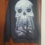 Sweat preta com capuz tecido acetinado, NOVA