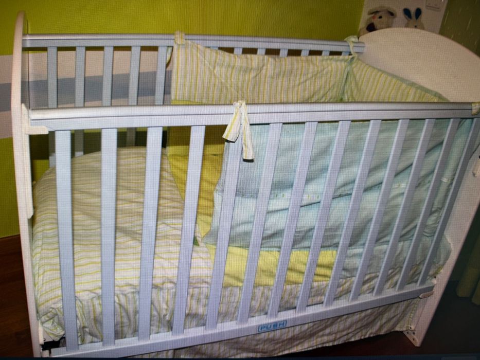 Cama de grades para bebé