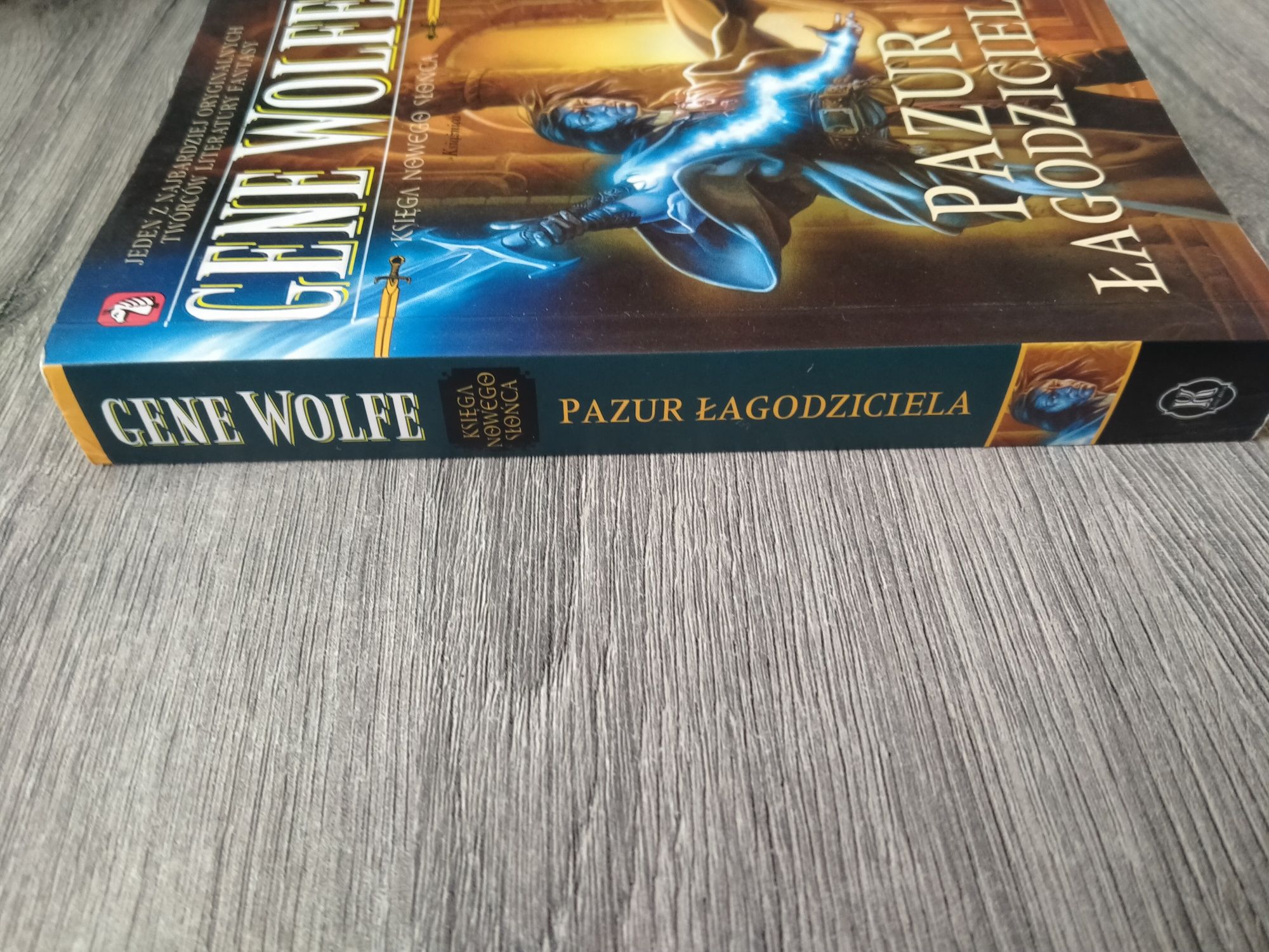 Gene Wolfe Pazur Łagodziciela