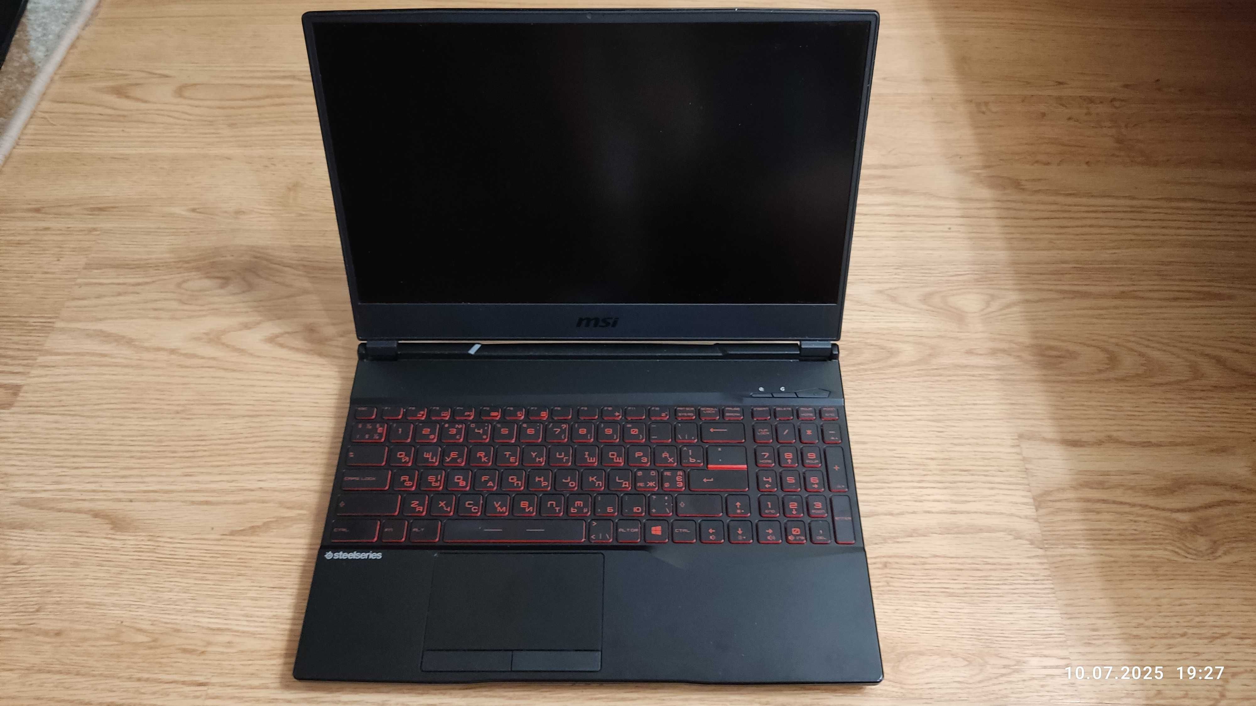 Ігровий ноутбук MSI GL65