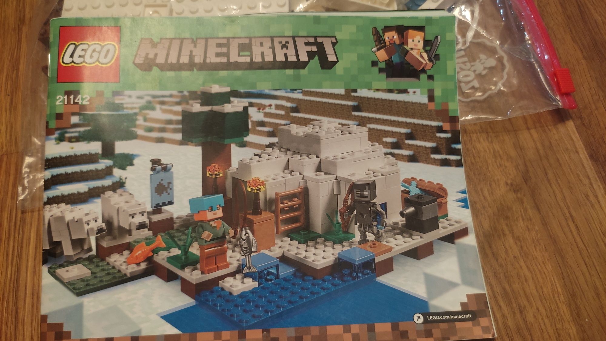 Klocki Lego Minecraft Igloo niedźwiedzia polarnego nr zestawu 21142