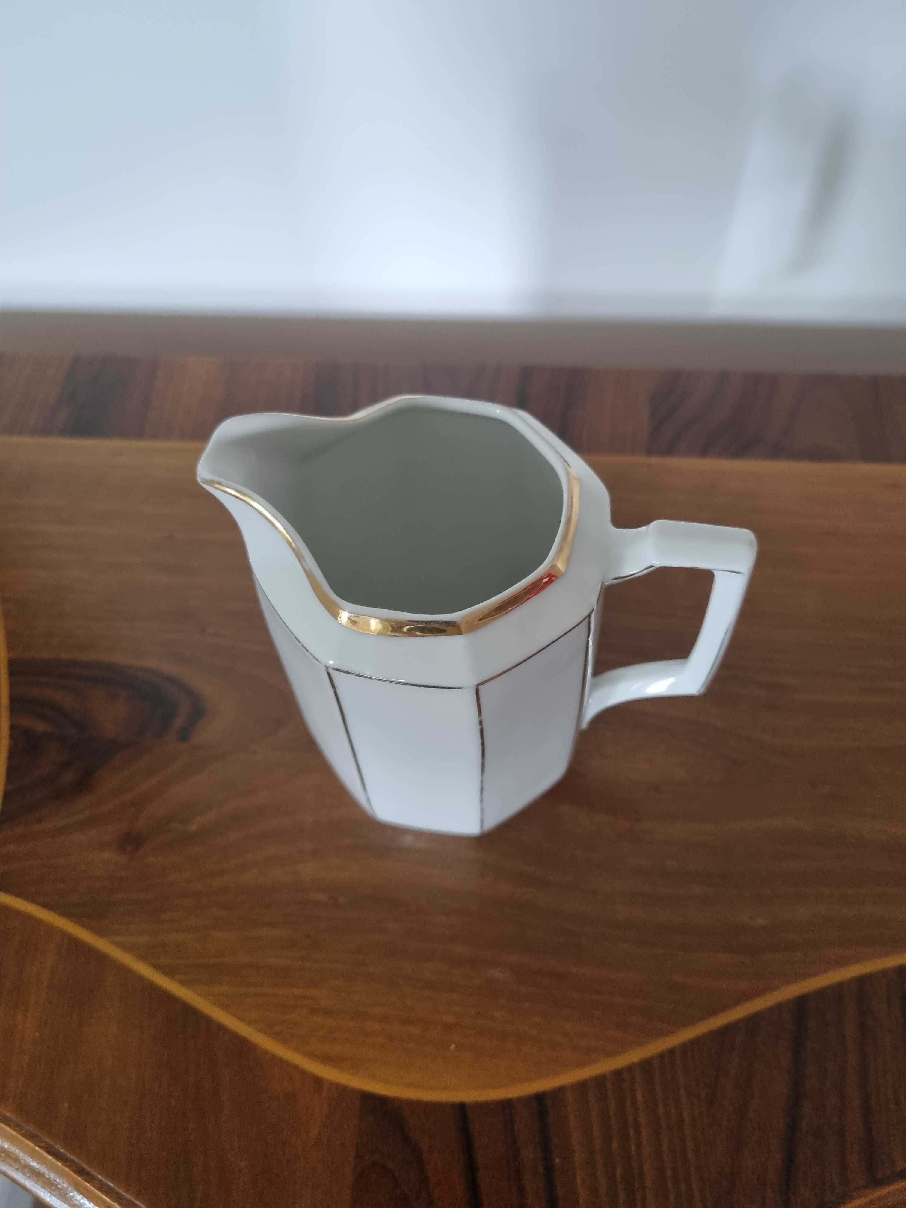 Stary Ciekawy Porcelanowy Mlecznik