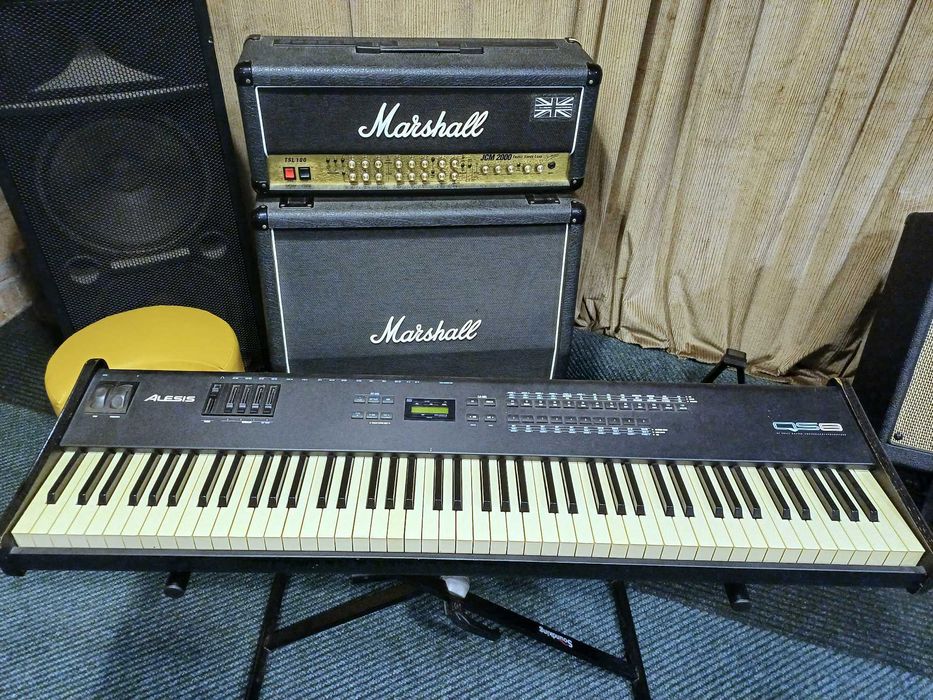 Електропіано, синтезатор сценічний, 88 рояльних клавіш, ALESIS QS8