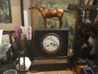 Zegar kominkowy z koniem,brąz zlocony,XIX w,antyk,zabytek