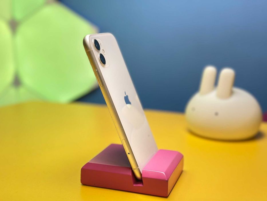 Смартфон Apple iPhone 11 128GB White (141870) Б/У З ГАРАНТІЄЮ