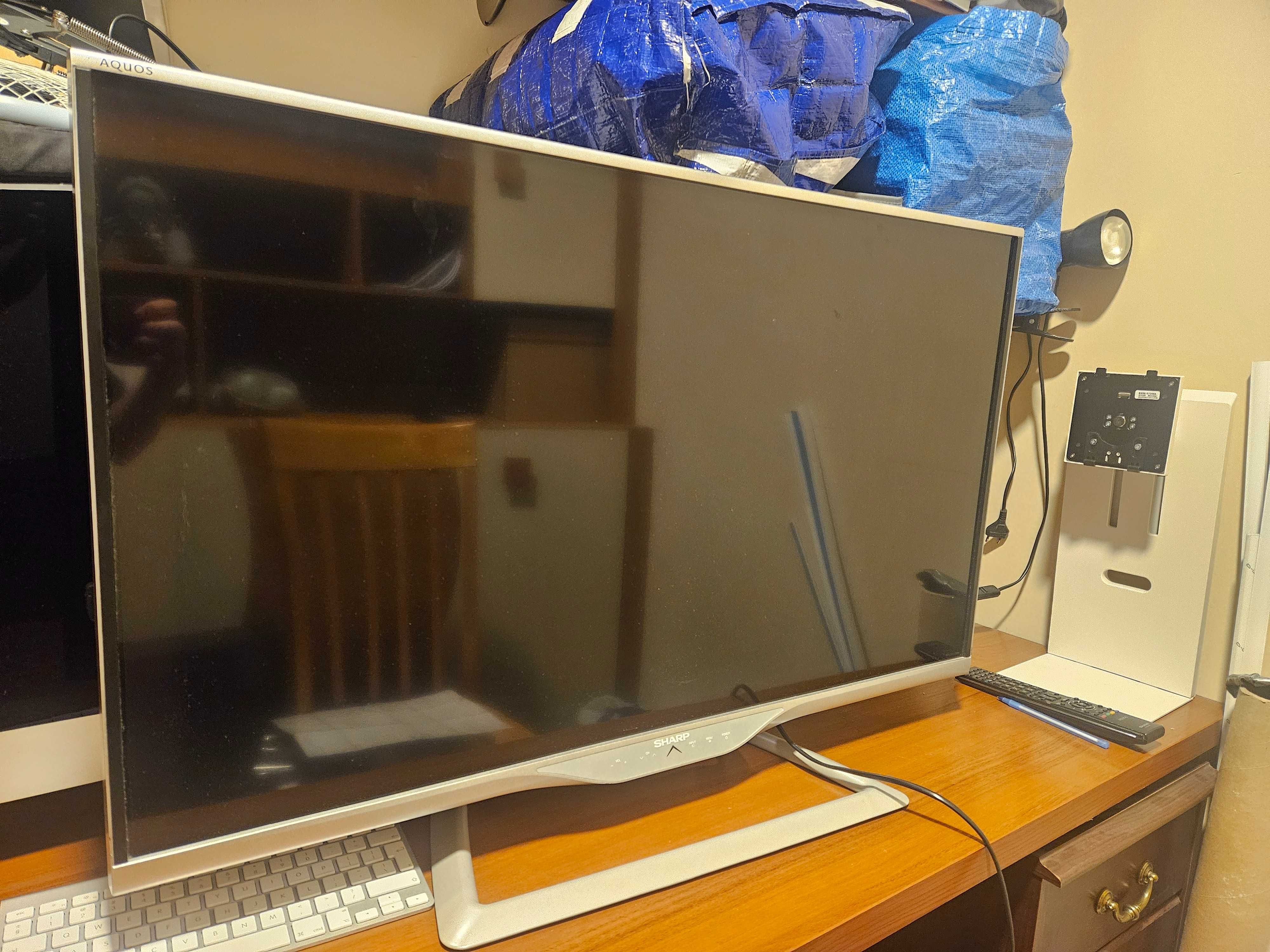 Telewizor SHARP LCD LC-39LE750V
