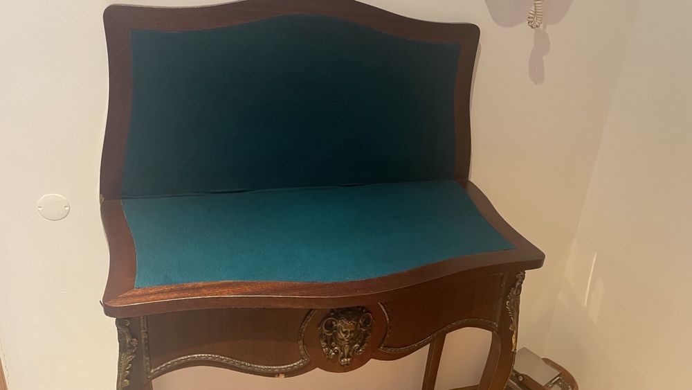 Mesa de jogo antiga baixa preco