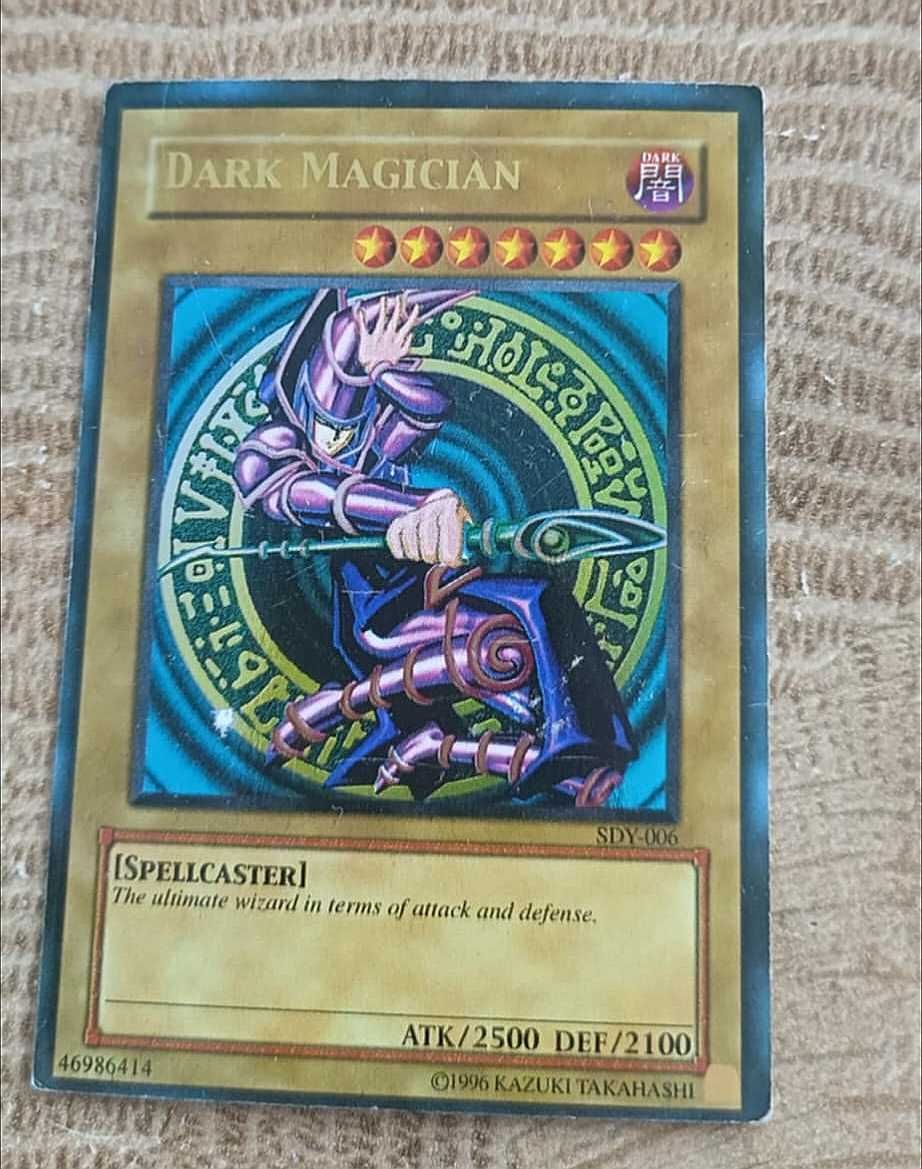 Dark Magician YuGiOh
