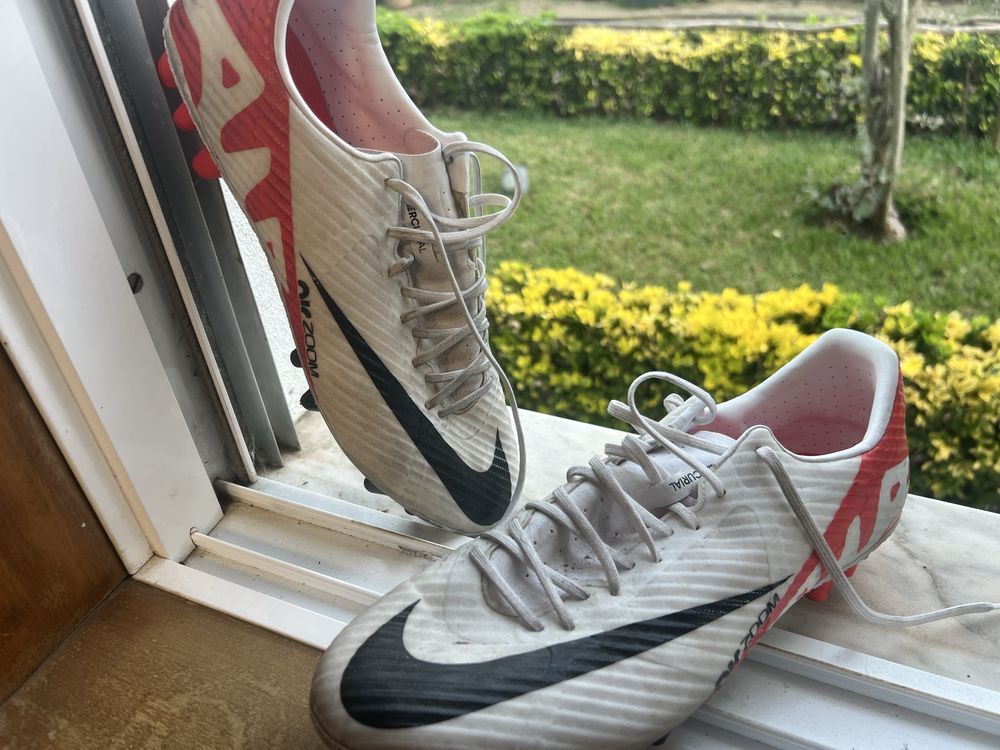 Chuteiras Nike 45