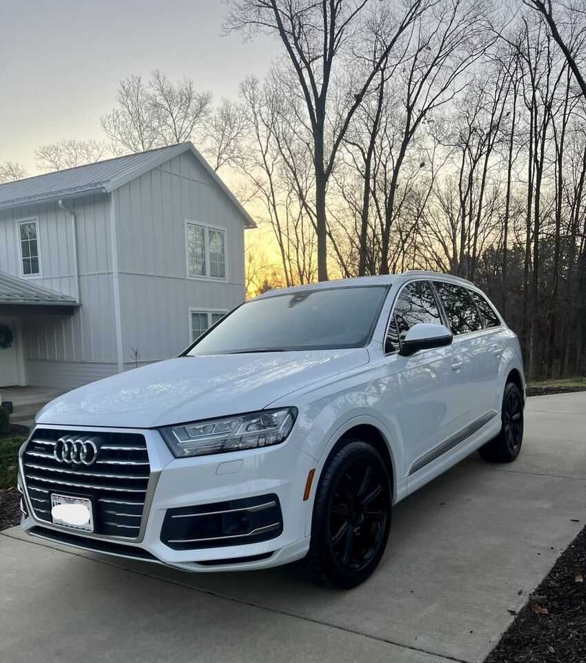 2018 Audi Q7  Prestige