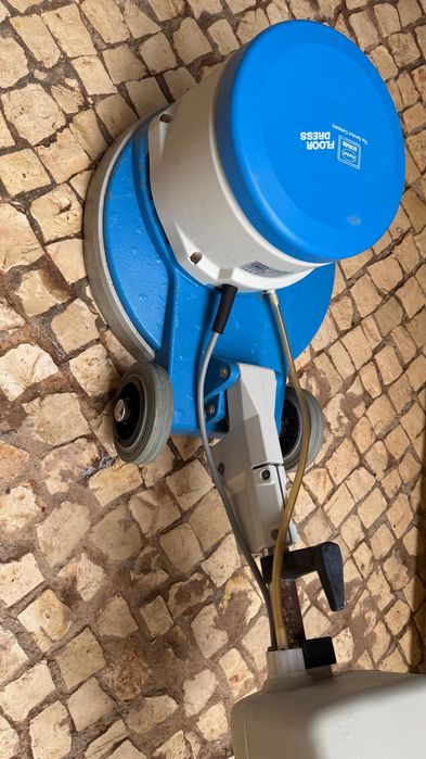 Enceradora para o chão