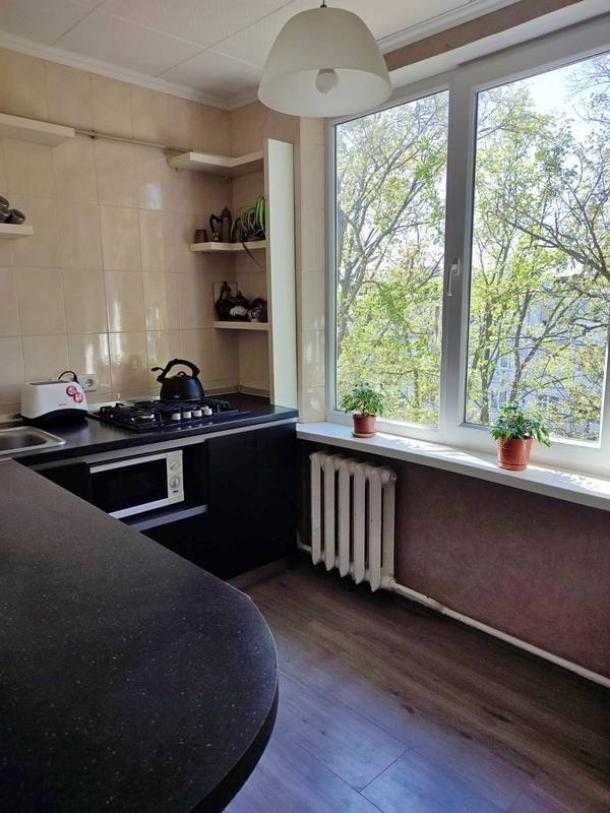 Срочно продам 3 комнатную квартиру с ремонтом на Павловом Поле.