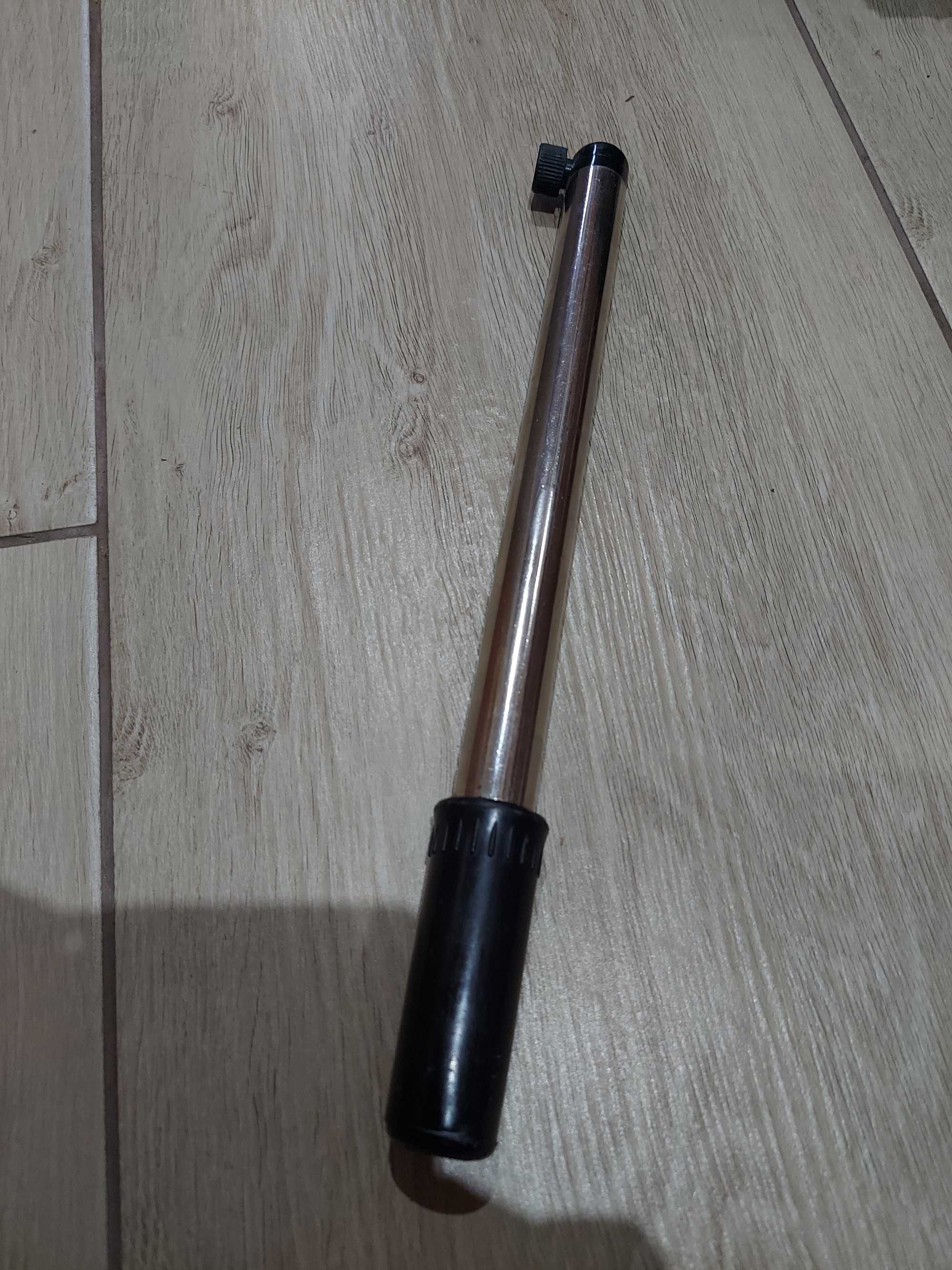 Pompka  prl Romet , ogar motorynka 32cm
