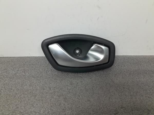 Puxador interior porta trás direito RENAULT Megane III (BZ0_)