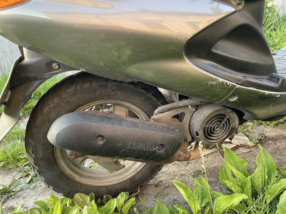 Yamaha grand axis 100