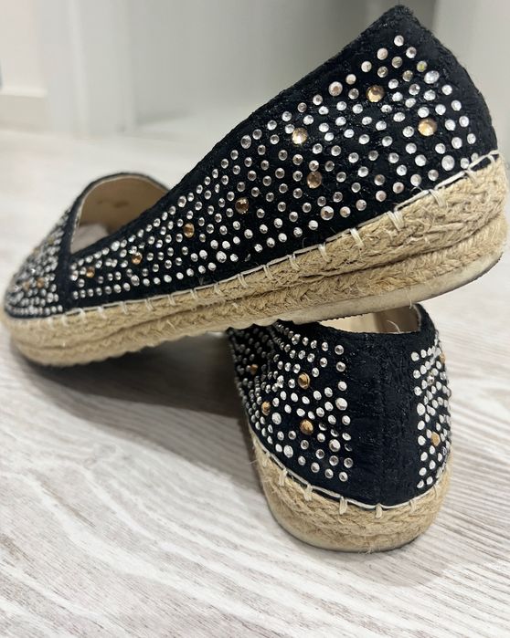 Alpercatas brilhantes