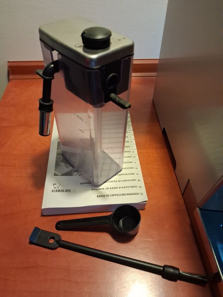 Ekspres do kawy Delonghi