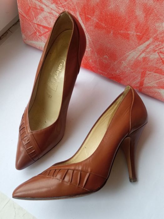 Продам жіночі туфлі