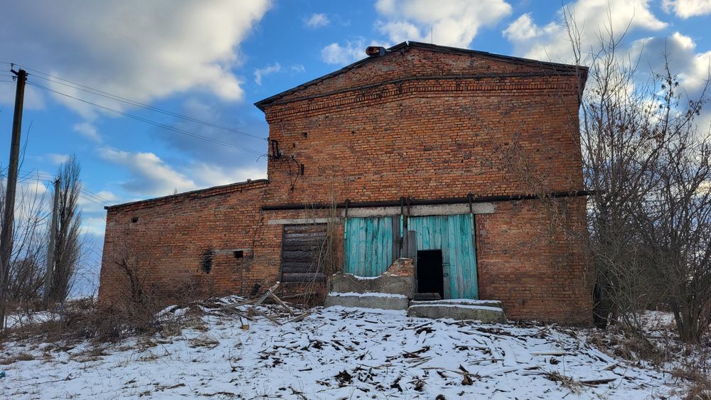Здам в оренду базу для деревообробної промисловості